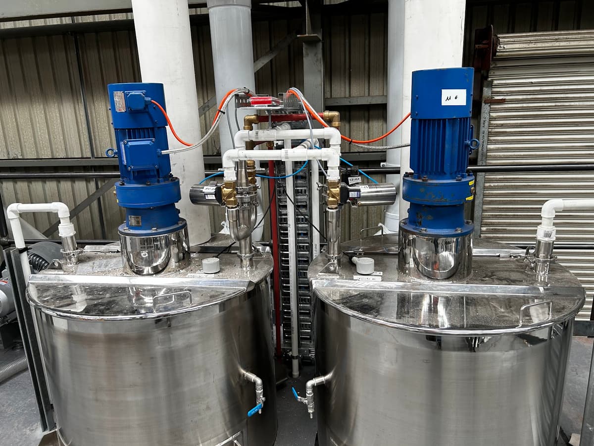 Chemical manufacturing plant